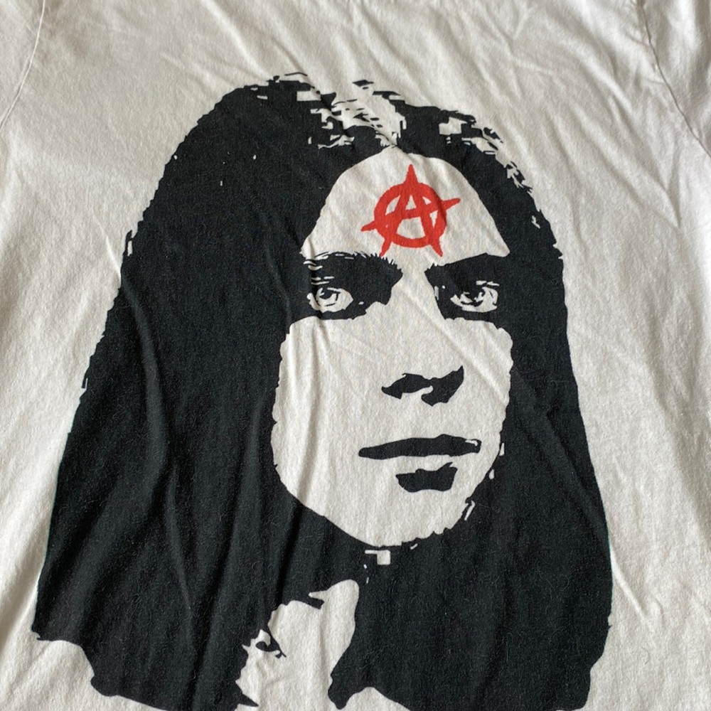 beyond the grave tee